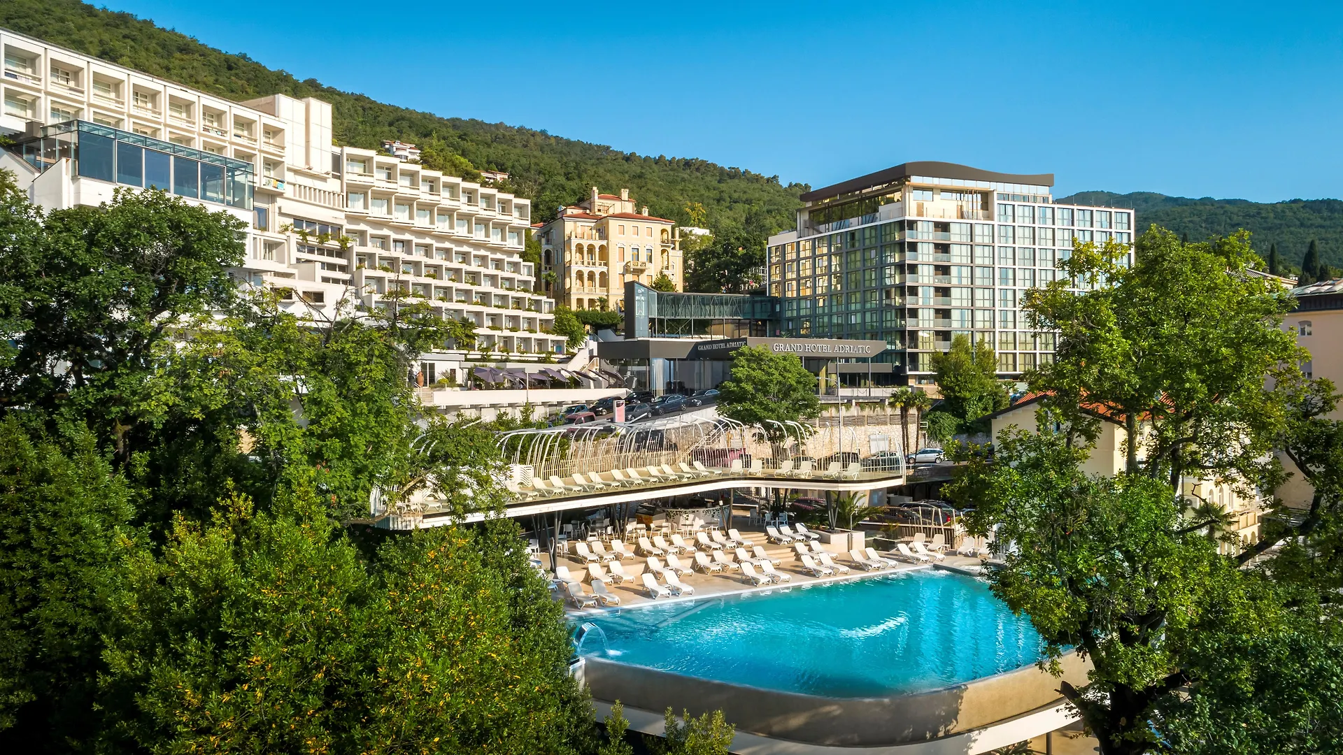 Grand Hotel Adriatic II Opatija 3*,