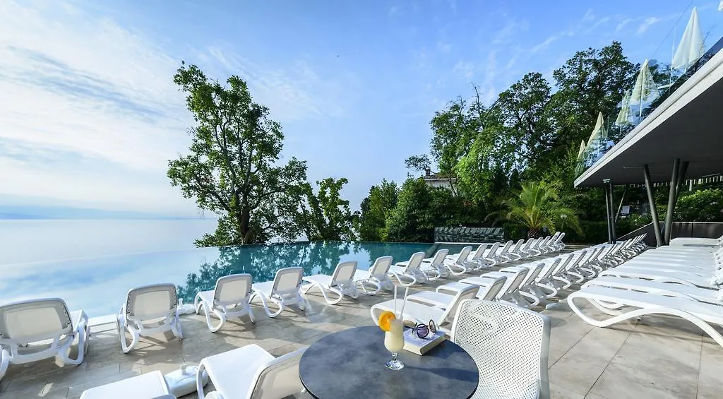 Grand Hotel Adriatic II